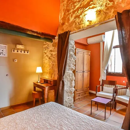 Maison d'hôtes Fonda La Grancha La Fresneda